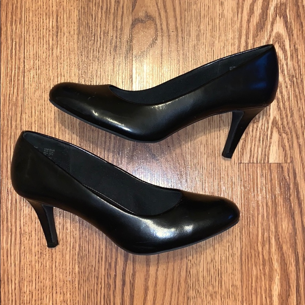 Black heels